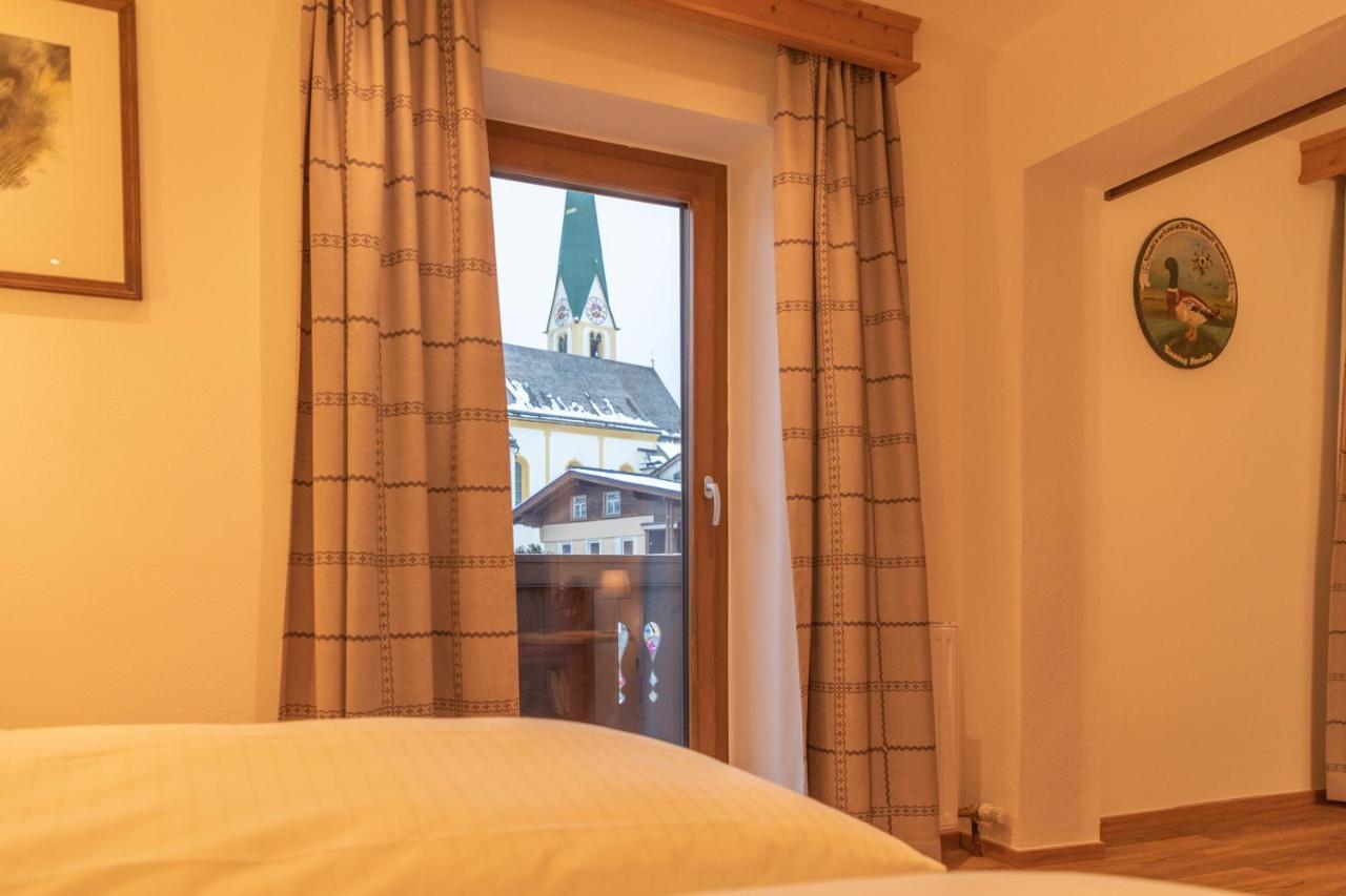Appartements Kirchenwirt เคิร์ชแบร์ก อิน ทิโรล ภายนอก รูปภาพ