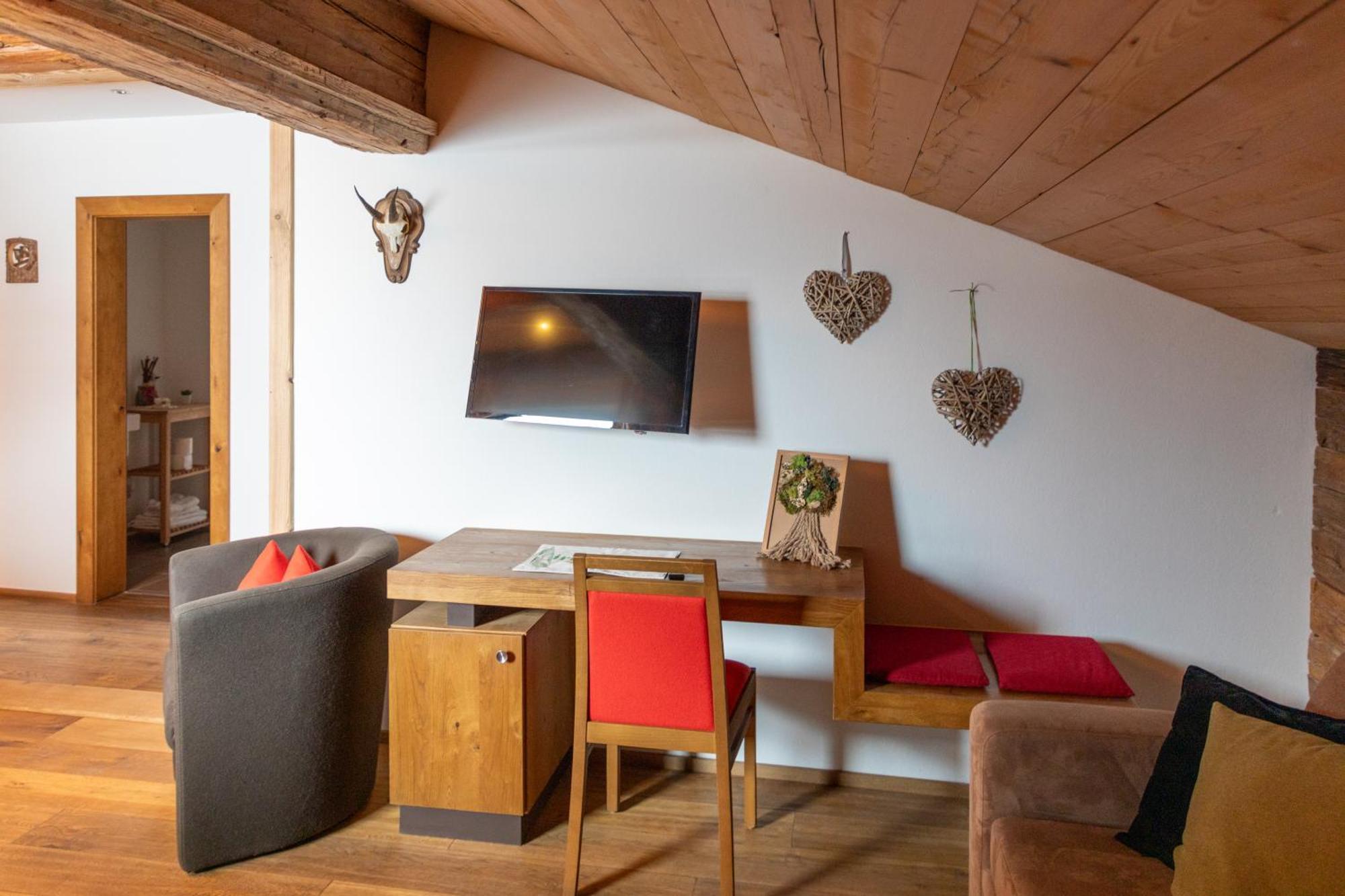 Appartements Kirchenwirt เคิร์ชแบร์ก อิน ทิโรล ภายนอก รูปภาพ