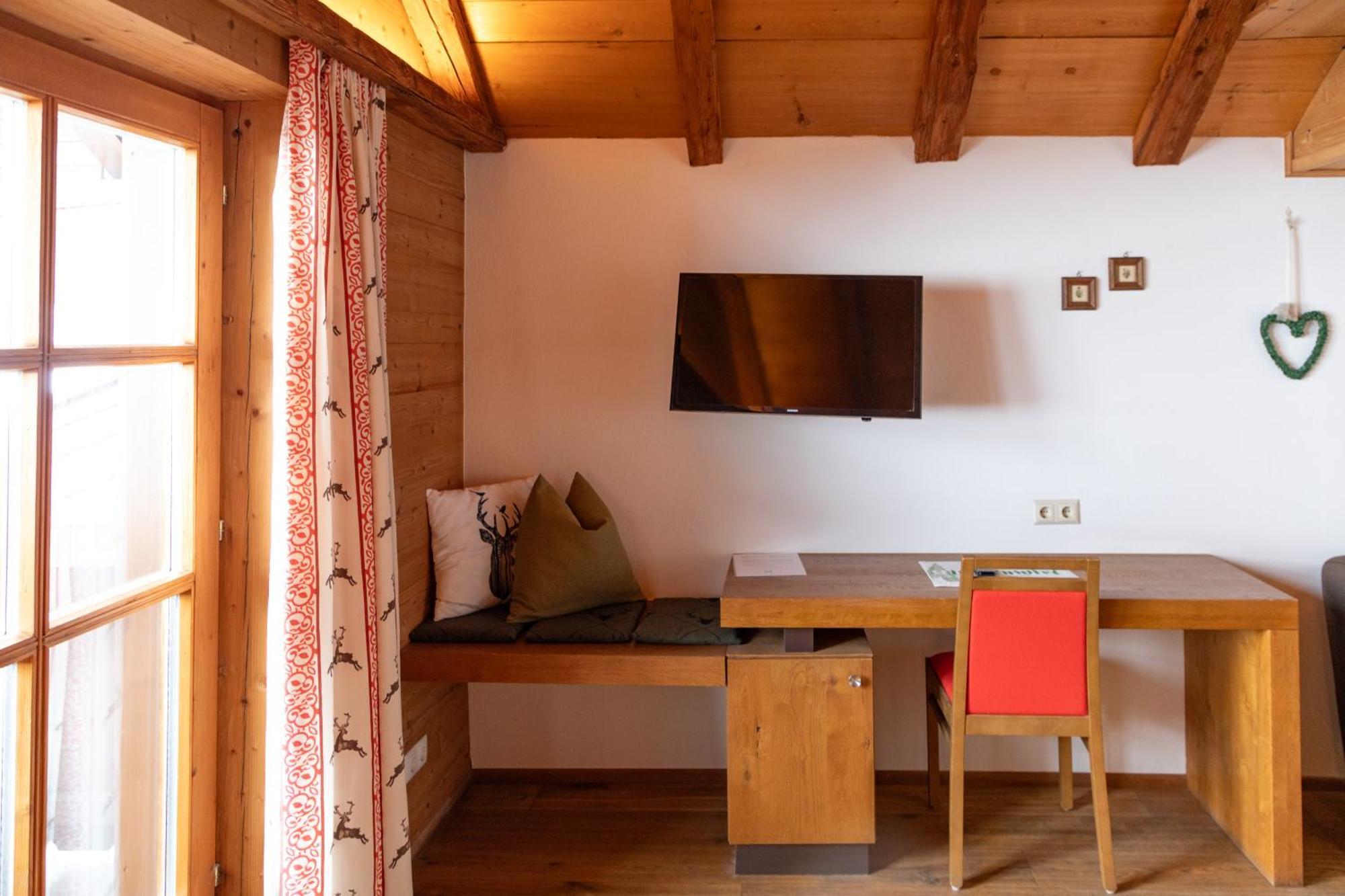 Appartements Kirchenwirt เคิร์ชแบร์ก อิน ทิโรล ภายนอก รูปภาพ