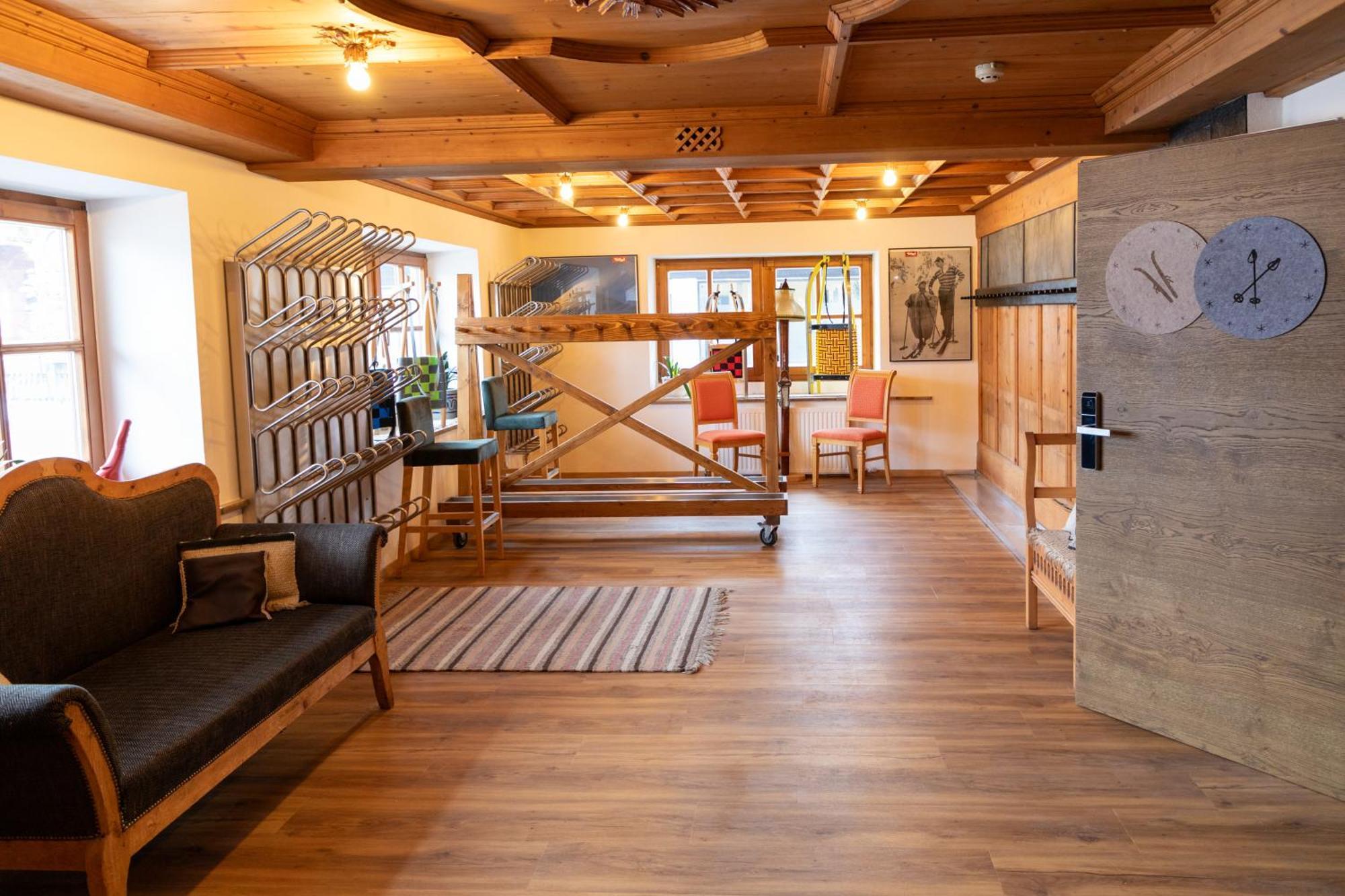 Appartements Kirchenwirt เคิร์ชแบร์ก อิน ทิโรล ภายนอก รูปภาพ
