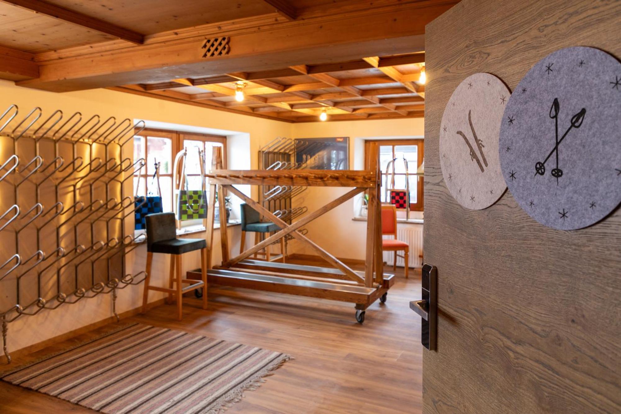 Appartements Kirchenwirt เคิร์ชแบร์ก อิน ทิโรล ภายนอก รูปภาพ